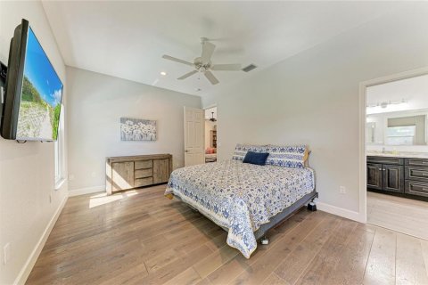 Villa ou maison à vendre à Sarasota, Floride: 3 chambres, 189.89 m2 № 2420468 - photo 25