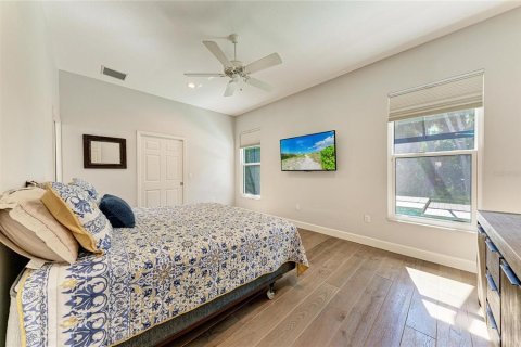 Villa ou maison à vendre à Sarasota, Floride: 3 chambres, 189.89 m2 № 2420468 - photo 23