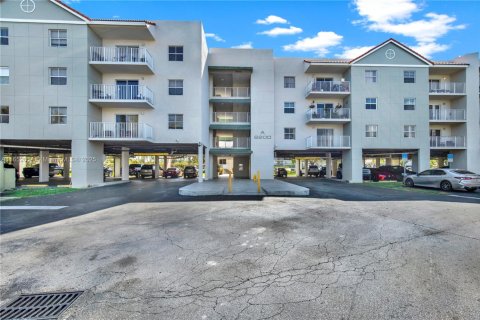 Condo in Cutler Bay, Florida, 2 bedrooms  № 1812275 - photo 24