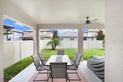 Casa en venta en Wesley Chapel, Florida, 3 dormitorios, 162.86 m2 № 1913552 - foto 23