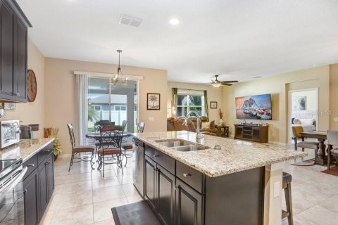 Casa en venta en Wesley Chapel, Florida, 3 dormitorios, 162.86 m2 № 1913552 - foto 14
