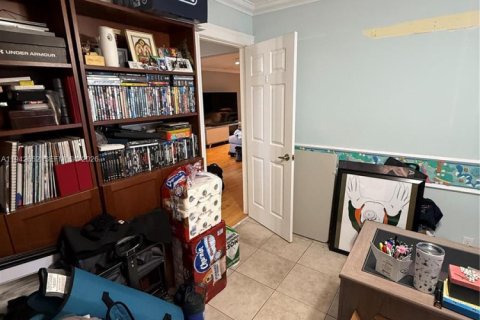 Touwnhouse à vendre à Tamarac, Floride: 2 chambres, 111.58 m2 № 2054384 - photo 18