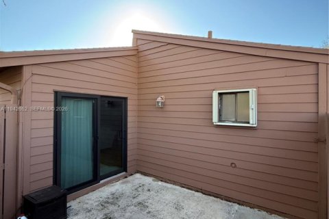 Touwnhouse à vendre à Tamarac, Floride: 2 chambres, 111.58 m2 № 2054384 - photo 20