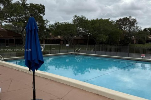 Touwnhouse à vendre à Tamarac, Floride: 2 chambres, 111.58 m2 № 2054384 - photo 29