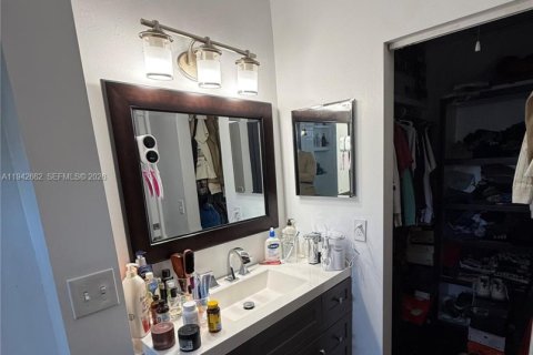 Touwnhouse à vendre à Tamarac, Floride: 2 chambres, 111.58 m2 № 2054384 - photo 14