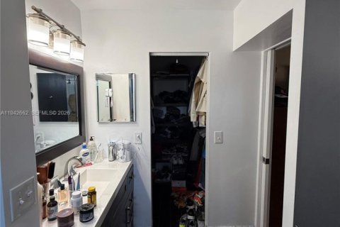 Touwnhouse à vendre à Tamarac, Floride: 2 chambres, 111.58 m2 № 2054384 - photo 15