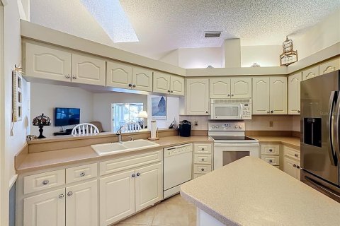 Casa en venta en Bradenton, Florida, 2 dormitorios, 158.21 m2 № 2215075 - foto 15