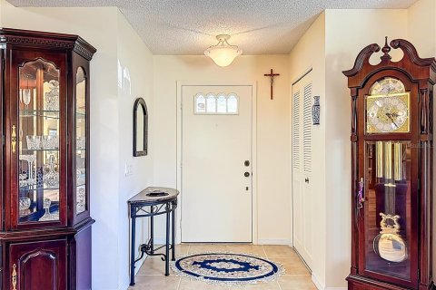 Casa en venta en Bradenton, Florida, 2 dormitorios, 158.21 m2 № 2215075 - foto 3
