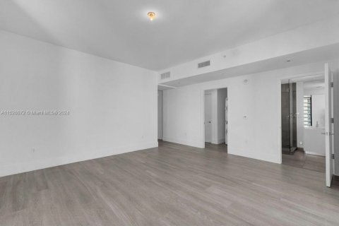Copropriété à vendre à Miami, Floride: 4 chambres, 254.83 m2 № 2015735 - photo 21