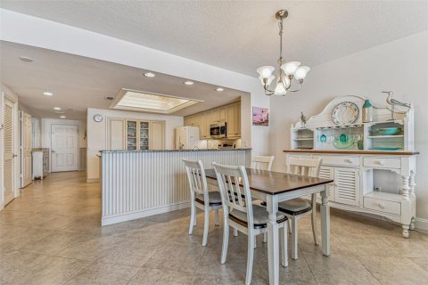 Copropriété à vendre à Indian Shores, Floride: 3 chambres, 162.21 m2 № 2122716 - photo 18