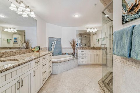 Copropriété à vendre à Indian Shores, Floride: 3 chambres, 162.21 m2 № 2122716 - photo 25
