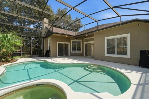 House in Orlando, Florida 5 bedrooms, 335.28 sq.m. № 2308517 - photo 29