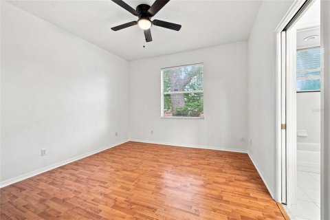 House in Orlando, Florida 5 bedrooms, 335.28 sq.m. № 2308517 - photo 21