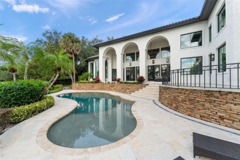 House in Windermere, Florida 4 bedrooms, 596.8 sq.m. № 2143624 - photo 10