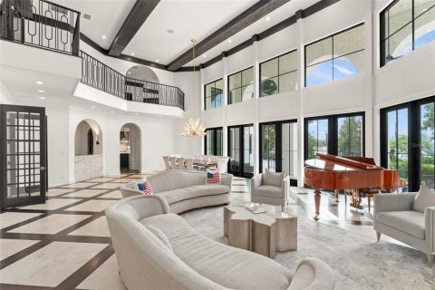House in Windermere, Florida 4 bedrooms, 596.8 sq.m. № 2143624 - photo 3
