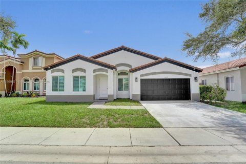 Villa ou maison à Davie, Floride 4 chambres, 180.97 m2 № 2036690