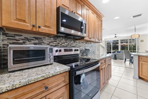 Touwnhouse à vendre à Palm Beach Gardens, Floride: 3 chambres, 145.86 m2 № 2417180 - photo 10