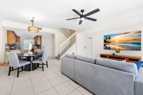 Touwnhouse à vendre à Palm Beach Gardens, Floride: 3 chambres, 145.86 m2 № 2417180 - photo 5