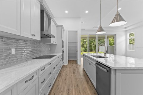 Casa en venta en DeLand, Florida, 3 dormitorios, 219.25 m2 № 2101042 - foto 15