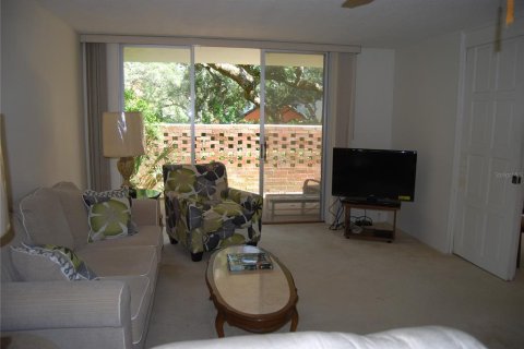 Condo in Clearwater, Florida, 2 bedrooms № 2101346 - photo 6