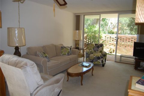 Condo in Clearwater, Florida, 2 bedrooms № 2101346 - photo 5
