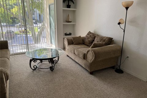 Condo in Kissimmee, Florida, 2 bedrooms  № 1620483 - photo 5