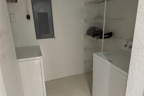 Condo in Kissimmee, Florida, 2 bedrooms  № 1620483 - photo 10
