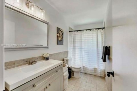 Villa ou maison à louer à Jupiter, Floride: 3 chambres № 2387840 - photo 8