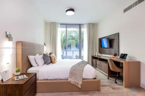 Condominio en venta en Hollywood, Florida, 1 dormitorio, 49.98 m2 № 2076970 - foto 14