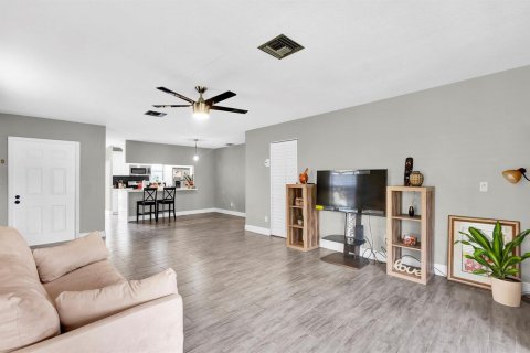 Appartement à louer à Boynton Beach, Floride: 1 chambre, 113.15 m2 № 2397963 - photo 25