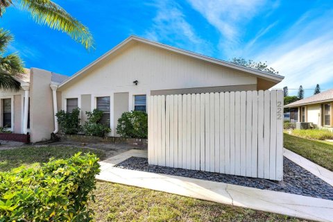 Appartement à louer à Boynton Beach, Floride: 1 chambre, 113.15 m2 № 2397963 - photo 3