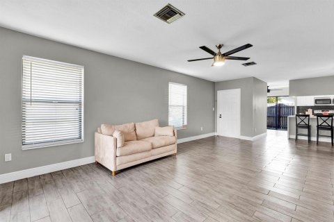 Appartement à louer à Boynton Beach, Floride: 1 chambre, 113.15 m2 № 2397963 - photo 26