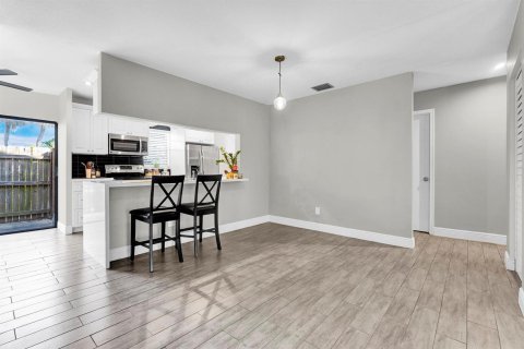 Appartement à louer à Boynton Beach, Floride: 1 chambre, 113.15 m2 № 2397963 - photo 28