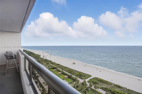 Copropriété à vendre à Miami Beach, Floride: 1 chambre, 79.99 m2 № 2152656 - photo 11