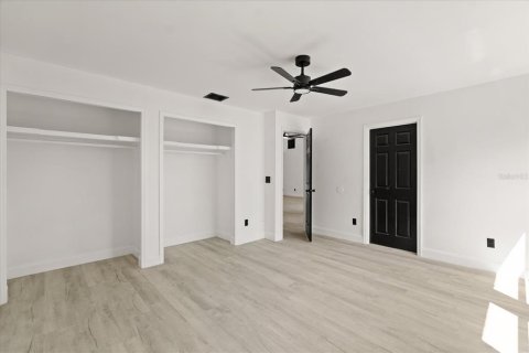 Купить виллу или дом в Киссимми, Флорида 8 комнат, 154.31м2, № 2157100 - фото 15