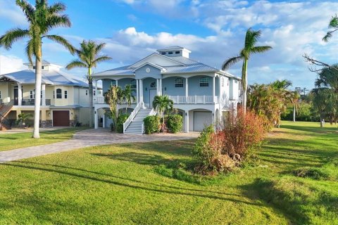 Villa ou maison à vendre à Englewood, Floride: 4 chambres, 287.07 m2 № 1907023 - photo 1