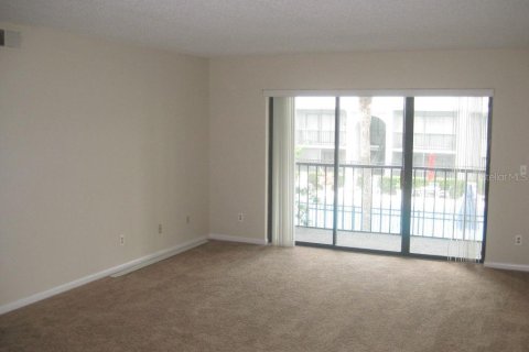 Condominio en alquiler en Sanford, Florida, 2 dormitorios, 90.58 m2 № 1820822 - foto 2