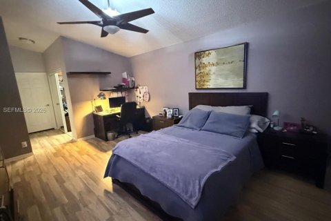 Casa en venta en Pembroke Pines, Florida, 3 dormitorios, 154.22 m2 № 2050348 - foto 20