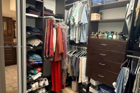 Casa en venta en Pembroke Pines, Florida, 3 dormitorios, 154.22 m2 № 2050348 - foto 25