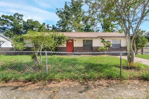 Villa ou maison à louer à Apopka, Floride: 3 chambres, 111.48 m2 № 1915003 - photo 1