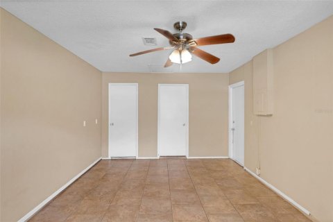 Villa ou maison à louer à Apopka, Floride: 3 chambres, 111.48 m2 № 1915003 - photo 13