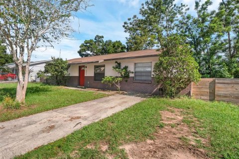Villa ou maison à louer à Apopka, Floride: 3 chambres, 111.48 m2 № 1915003 - photo 2