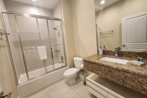 Townhouse in Kissimmee, Florida 4 bedrooms, 222.59 sq.m. № 2128931 - photo 24