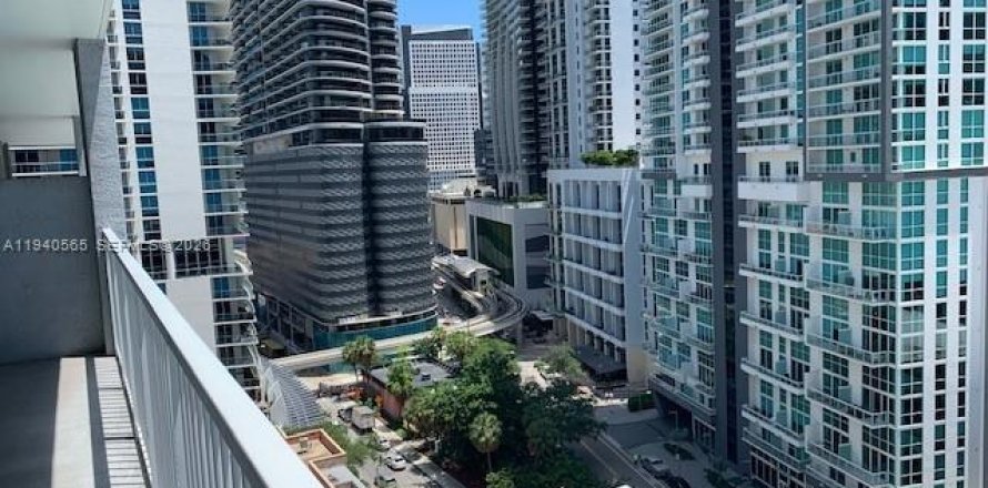 Condo à Miami, Floride, 1 chambre  № 2000268