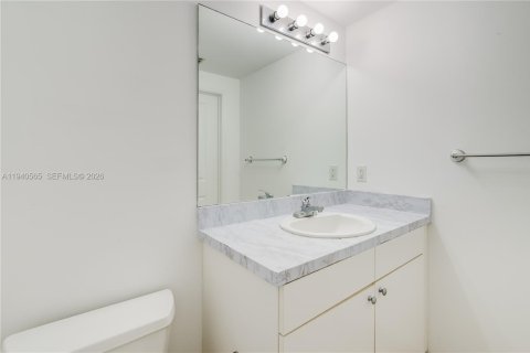Copropriété à louer à Miami, Floride: 1 chambre, 77.85 m2 № 2000268 - photo 17