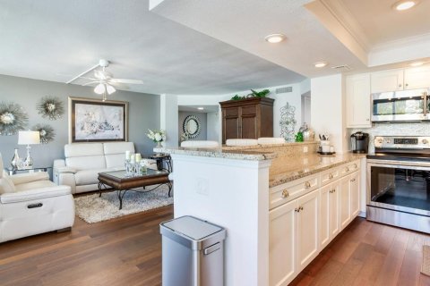 Condominio en venta en Clearwater, Florida, 2 dormitorios, 125.42 m2 № 2113448 - foto 18