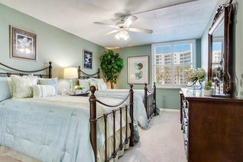 Condominio en venta en Clearwater, Florida, 2 dormitorios, 125.42 m2 № 2113448 - foto 11