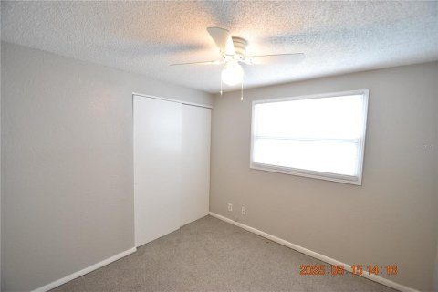 Casa en alquiler en Tampa, Florida, 4 dormitorios, 161.56 m2 № 1915592 - foto 22