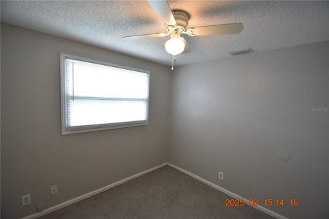 Casa en alquiler en Tampa, Florida, 4 dormitorios, 161.56 m2 № 1915592 - foto 23