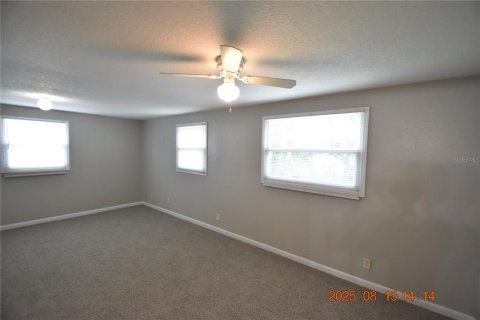 Casa en alquiler en Tampa, Florida, 4 dormitorios, 161.56 m2 № 1915592 - foto 16